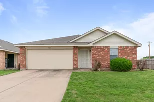 1300 Castle Ridge Rd, Fort Worth, TX 76140 - Photo 1