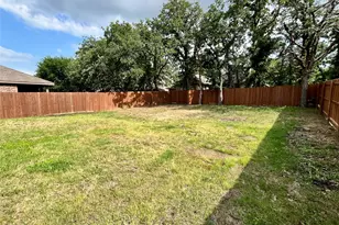 2304 Lattimore St, Denton, TX 76209 - Photo 24