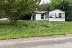 2604 Pinoak St, Granbury, TX 76048 - Photo 14