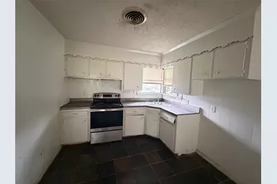 2604 Pinoak Street, Granbury, TX 76048 - Photo 6