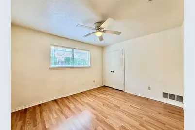 1416 Sandy Creek Drive, Denton, TX 76205 - Photo 18