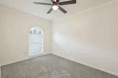 5901 Myers Road, Arlington, TX 76017 - Photo 14