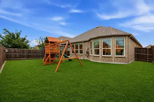 9409 Leisure Pace Ln, Little Elm, TX 75068 - Photo 32