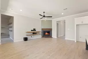 305 Monument Pl., Reno, TX 76020 - Photo 8