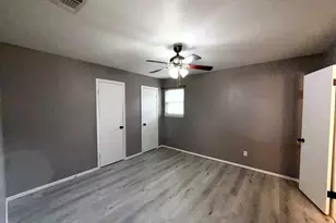 901 Gregory Ave, Bedford, TX 76022 - Photo 10