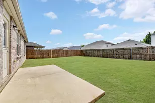 1800 Christopher Creek Dr, Little Elm, TX 75068 - Photo 32