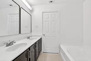1800 Christopher Creek Dr, Little Elm, TX 75068 - Photo 12