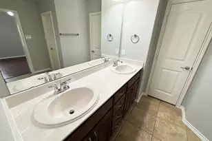 2109 Sweetwood Dr, Fort Worth, TX 76131 - Photo 10