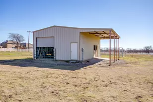 801 Creek Hollow Ln, Fort Worth, TX 76131 - Photo 26