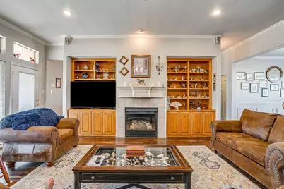 801 Creek Hollow Lane, Fort Worth, TX 76131 - Photo 8