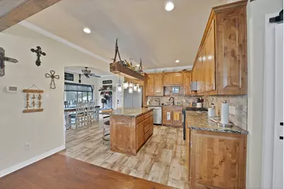 100 Shadle Ridge Court, Poolville, TX 76487 - Photo 8