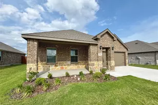 390 Zenyatta Dr, Waxahachie, TX 75165 - Photo 2