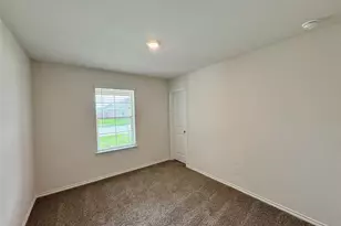 390 Zenyatta Dr, Waxahachie, TX 75165 - Photo 14
