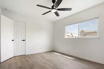 9818 Valley Meadow Place, Dallas, TX 75220 - Photo 28