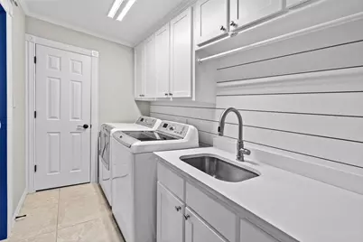 8808 Ravenswood Road, Granbury, TX 76049 - Photo 16