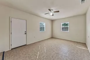 1361 W McNeill St, Stephenville, TX 76401 - Photo 14