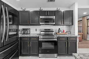 703 Harvest Glen Dr, Cedar Hill, TX 75104 - Photo 12