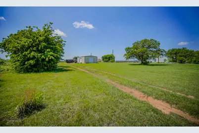 1201 Synterra Estates Loop, Jacksboro, TX 76458 - Photo 6