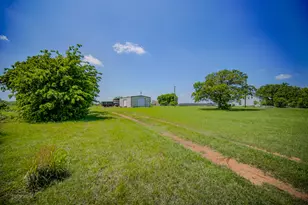 1201 Synterra Estates Loop, Jacksboro, TX 76458 - Photo 6