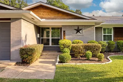 314 N Cottonwood Drive, Richardson, TX 75080 - Photo 2