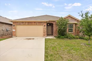 1009 Croxley Wy, Fort Worth, TX 76247 - Photo 2