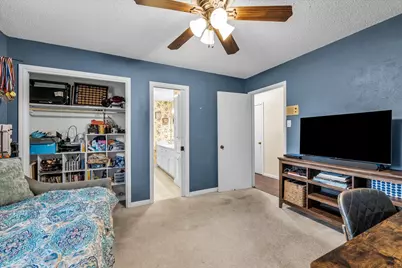 1208 Knotty Oaks Drive, Woodway, TX 76712 - Photo 24