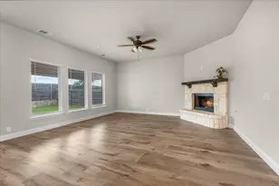 1021 Longbow Ln, Crowley, TX 76036 - Photo 8
