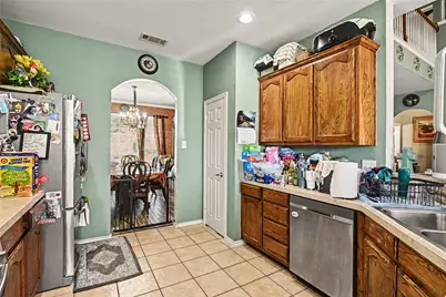 6369 Redeagle Creek Drive, Fort Worth, TX 76179 - Photo 14
