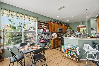 6369 Redeagle Creek Drive, Fort Worth, TX 76179 - Photo 8