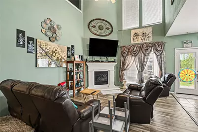 6369 Redeagle Creek Drive, Fort Worth, TX 76179 - Photo 4