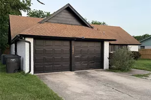 5821 McCart Ave, Fort Worth, TX 76133 - Photo 2