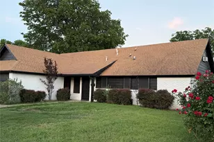5821 McCart Ave, Fort Worth, TX 76133 - Photo 1
