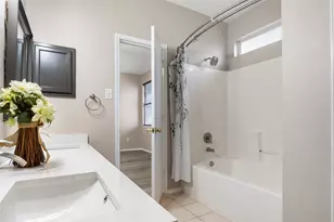 7900 Hidden Path Ln, Denton, TX 76210 - Photo 16