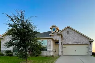215 Clark Dr, Ferris, TX 75125 - Photo 2
