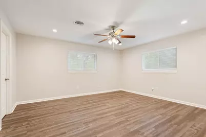 2025 Lenamon Street, Waco, TX 76710 - Photo 12