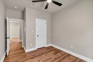 807 Branding Iron Trail, Granbury, TX 76049 - Photo 20