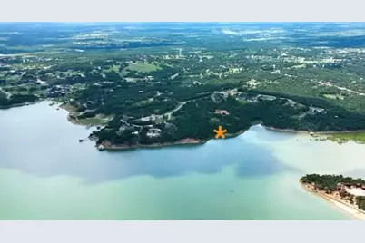 29 Cimmarron Bay Drive, Runaway Bay, TX 76426 - Photo 2
