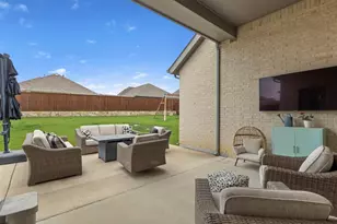 1305 Alder Ct, Aubrey, TX 76227 - Photo 24