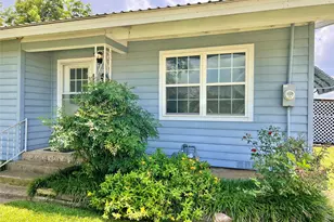 802 E White St, Hamilton, TX 76531 - Photo 2