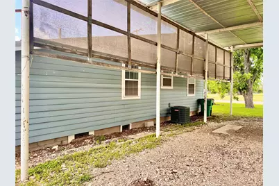 802 E White Street, Hamilton, TX 76531 - Photo 26