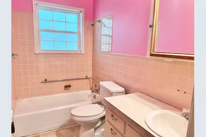 802 E White Street, Hamilton, TX 76531 - Photo 14