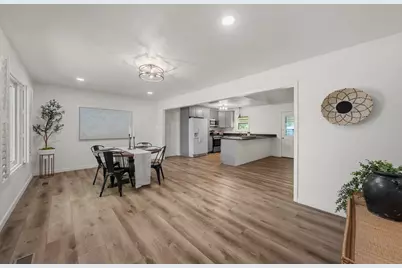 706 W Denison Drive, Robinson, TX 76706 - Photo 4