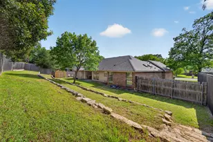 7020 Live Oak Dr, North Richland Hills, TX 76182 - Photo 36
