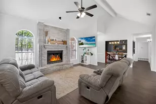 7020 Live Oak Dr, North Richland Hills, TX 76182 - Photo 4