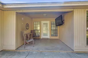 7020 Live Oak Dr, North Richland Hills, TX 76182 - Photo 34