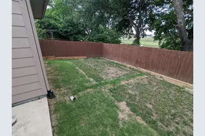 209 Bird Creek Drive, Little Elm, TX 75068 - Photo 18