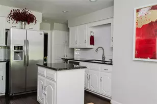 3257 Brookhaven Club Dr, Farmers Branch, TX 75234 - Photo 10