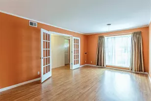 1220 Farnham Ct E, Irving, TX 75062 - Photo 6