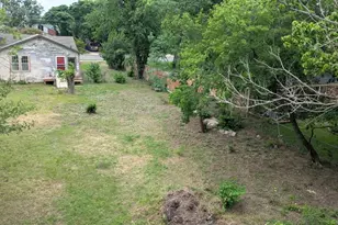 3039 Gibbs Williams Rd, Dallas, TX 75233 - Photo 2