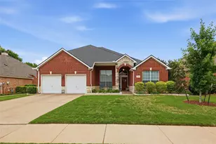1305 Rosewood Trail, Flower Mound, TX 75028 - Photo 2